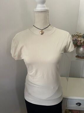 Zara Classic Crewneck Women's Tee in Ivory